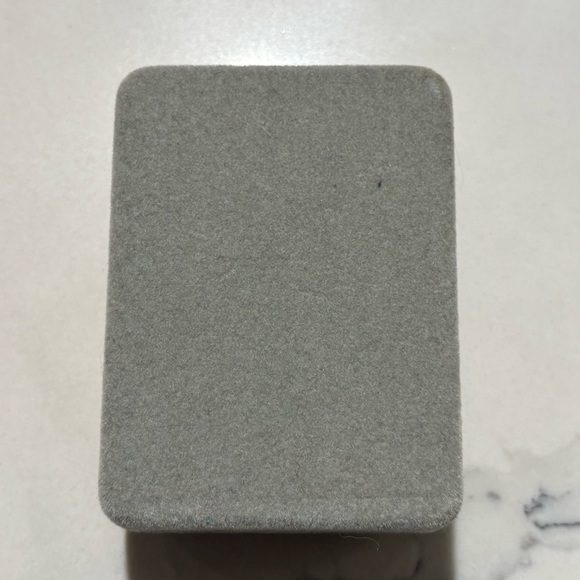 STORRS Cat Brooch with Blue Green and Silver Accents Glacier Pearle New in Box - Picture 4 of 4